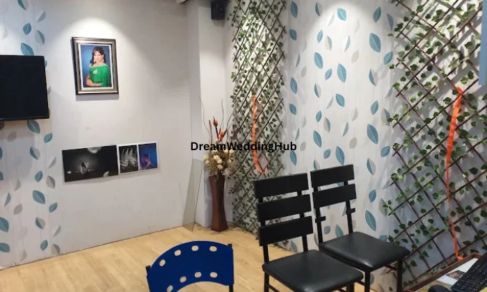 D B Patil Photo Studio